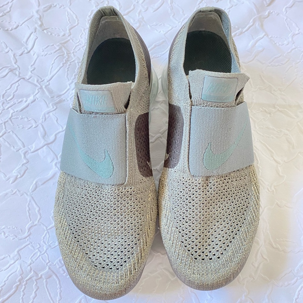 Nike Air VaporMax Moc